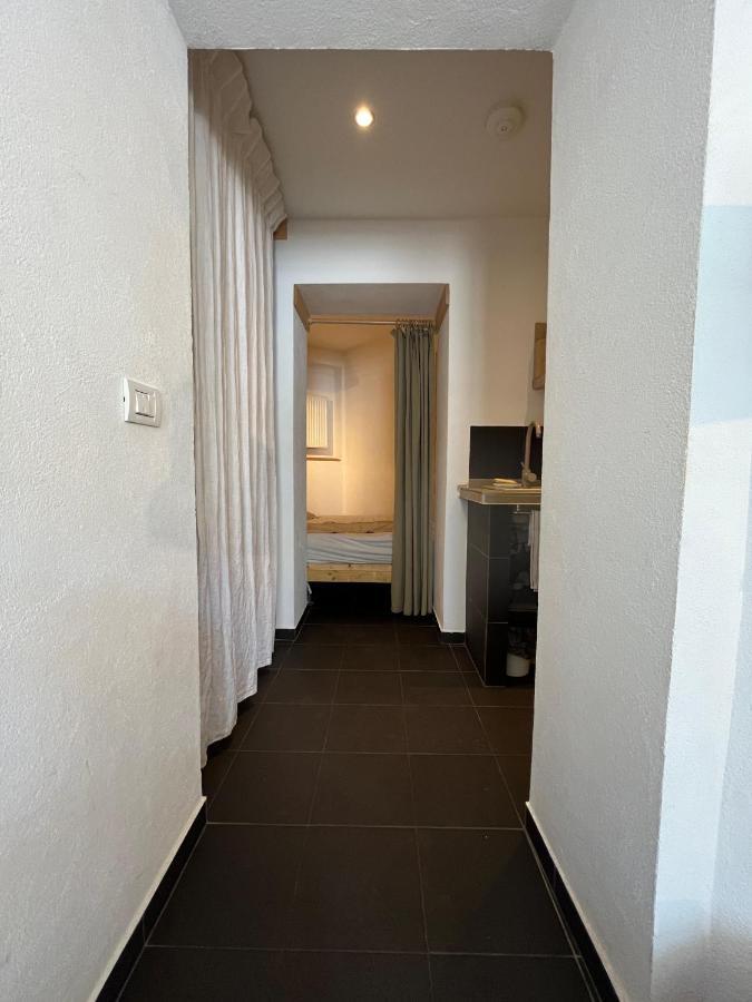 Old Town Napoleon Crib Apartment Bucharest Exterior photo